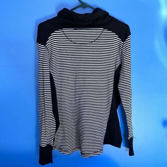 Eddie Bauer Long Sleeve Cowl Neck Top – Black/White Stripe, Pullover Style - Picture 2 of 4